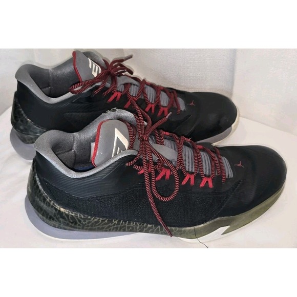 Air Jordan CP3 VIII Black with Red Accents Size US 9.5 EU 43 684855-001 - Picture 1 of 7
